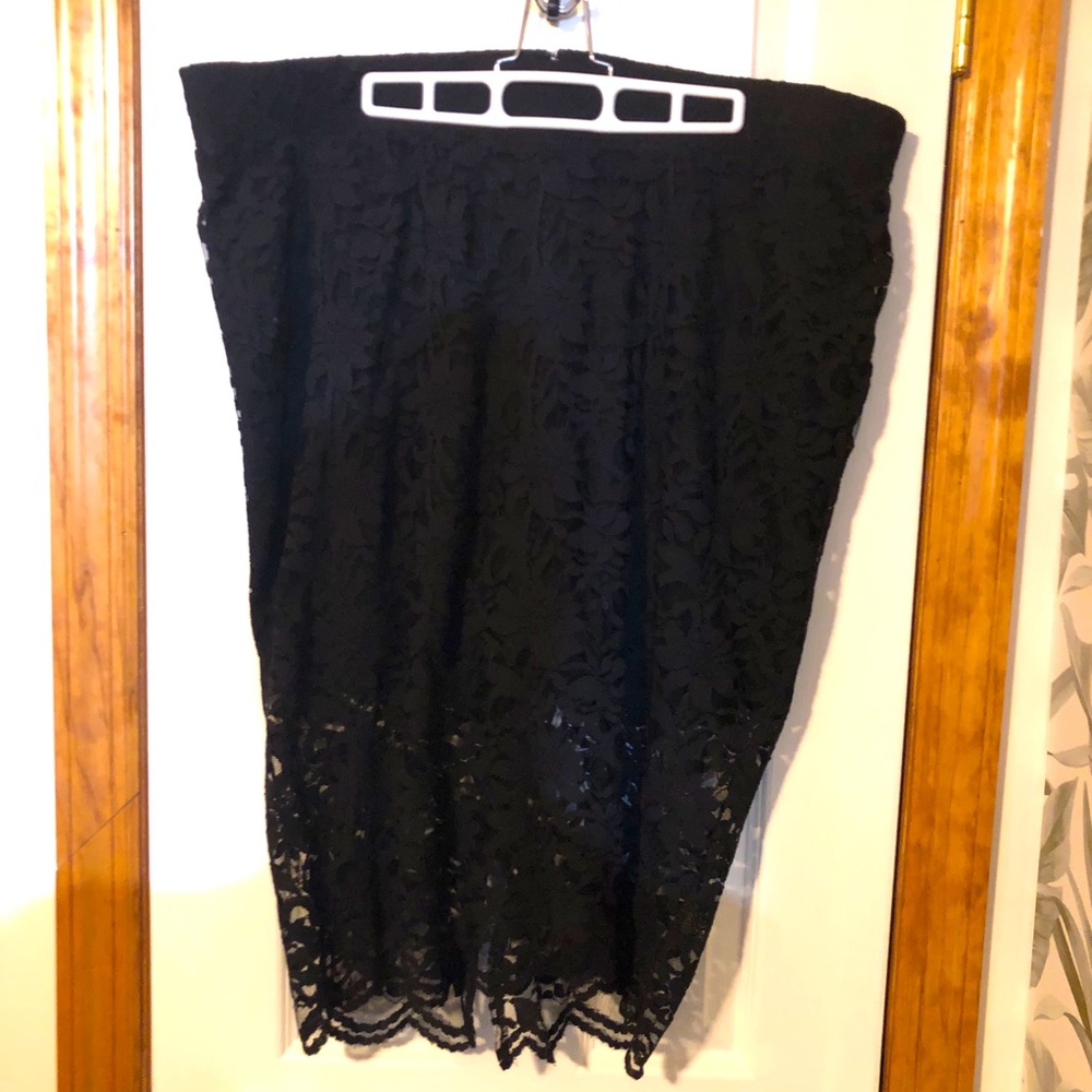 New Lace Pencil Skort